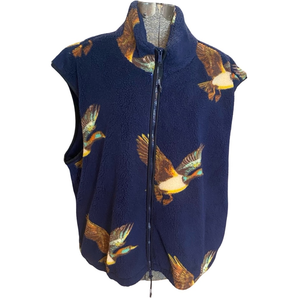 Woolrich x Target faux shearling vest. NWT - Picture 6 of 10